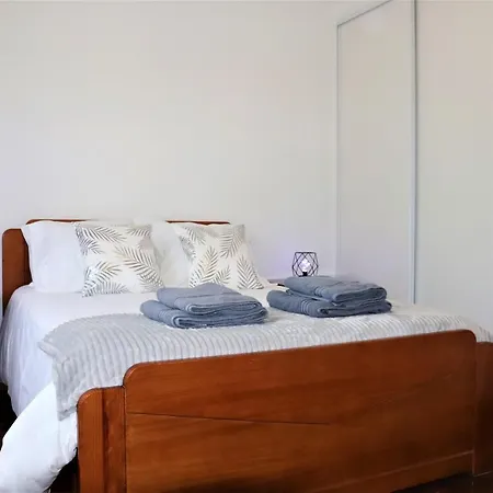 Belohorizonte Apt 3bedrooms - Few Minutes アパート エリセイラ